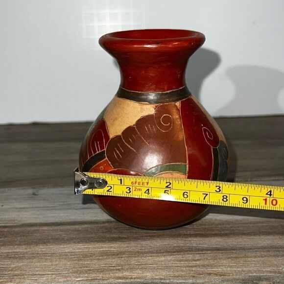 Vintage Terra Cotta Costa Rica Etched Pottery Vase Ceramic Hand Made Red Clay - Picture 8 of 8